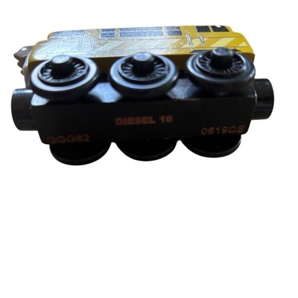 Thomas And Friends Thomas The Train Wood Diesel 10 2019 Magic Railroad GGG82 - Picture 7 of 8